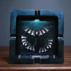 NEW Halloween Vampire Bat Ashtray or Trinket Dish.